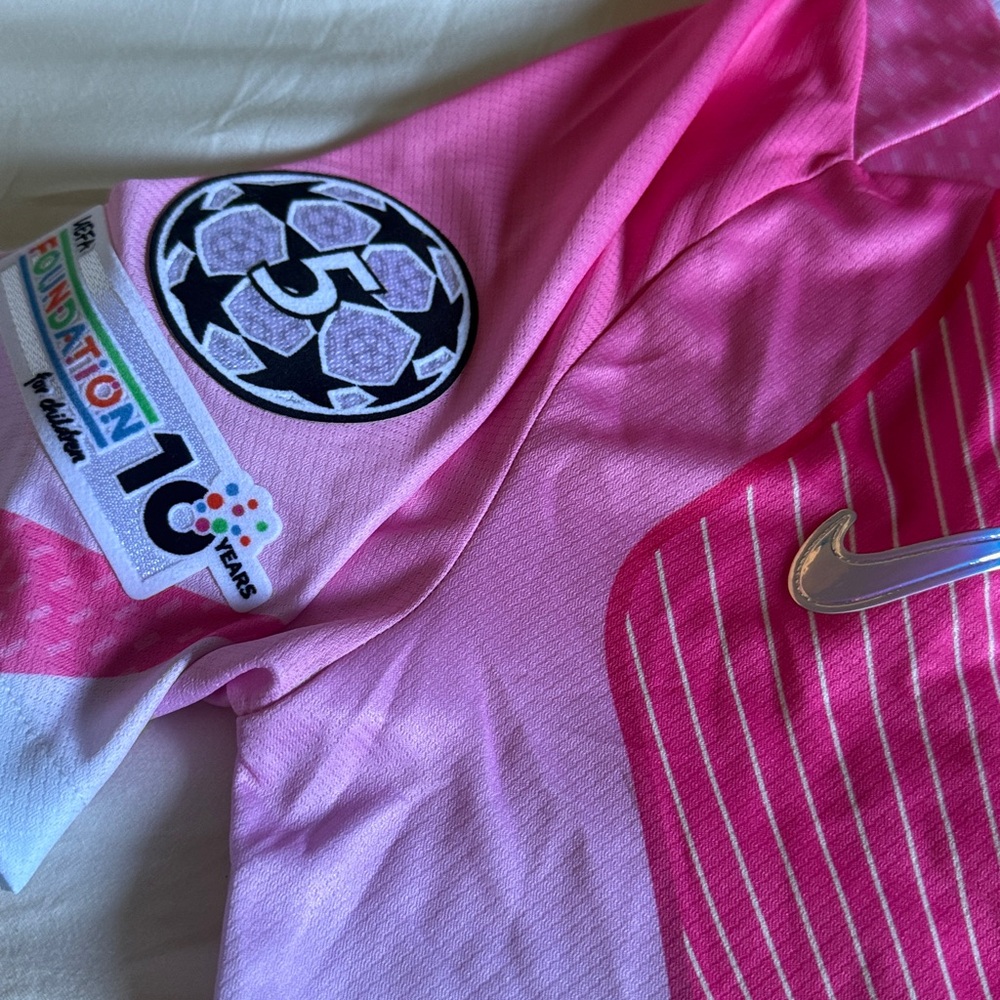 Nike pink FC Barcelona soccer Jersey - Brand new - SMALL - Picture 4 of 6